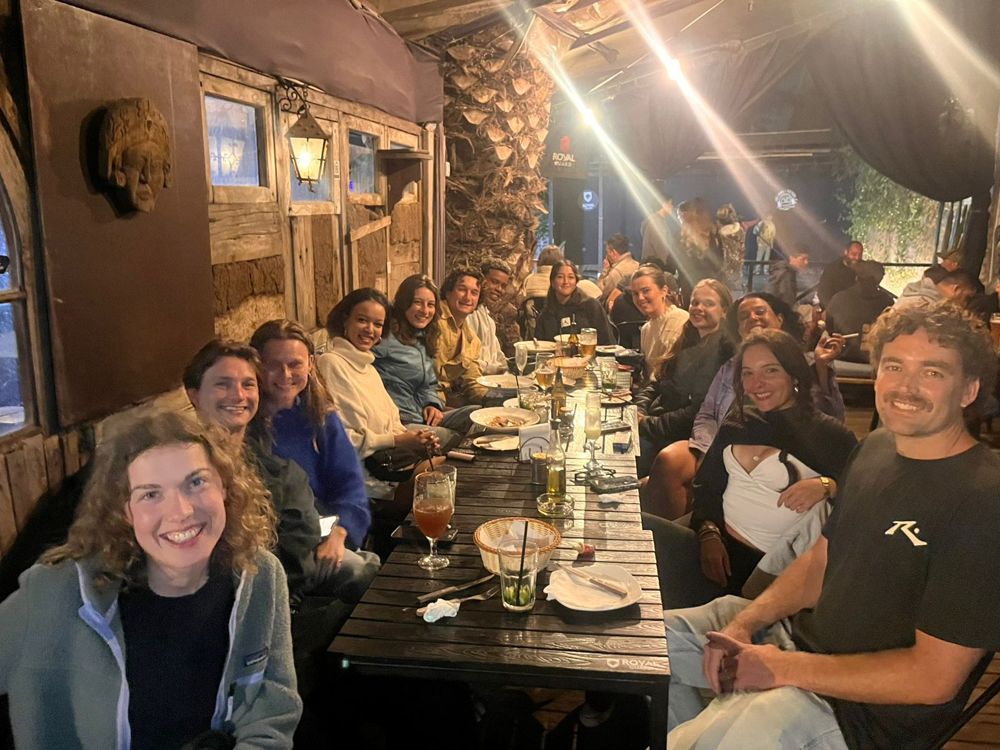 Huara students and teachers at dinner